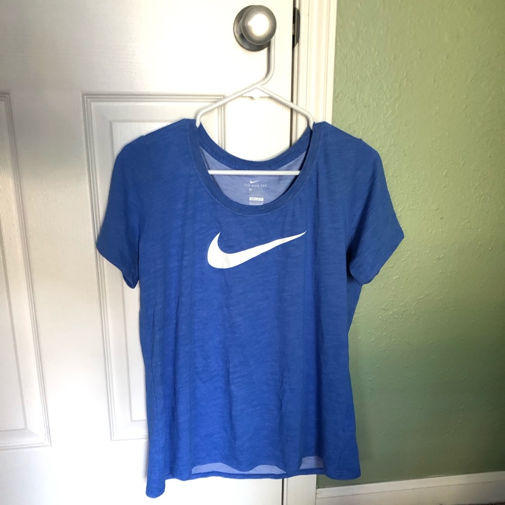 Nike t-shirt, women’s size large